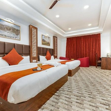 Kareem Residency Otel Srīnagar Dış mekan fotoğraf